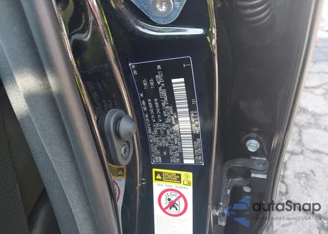 2018 Toyota Highlander Le z USA, uszkodzony, nr VIN 5TDZARFH3JS040688